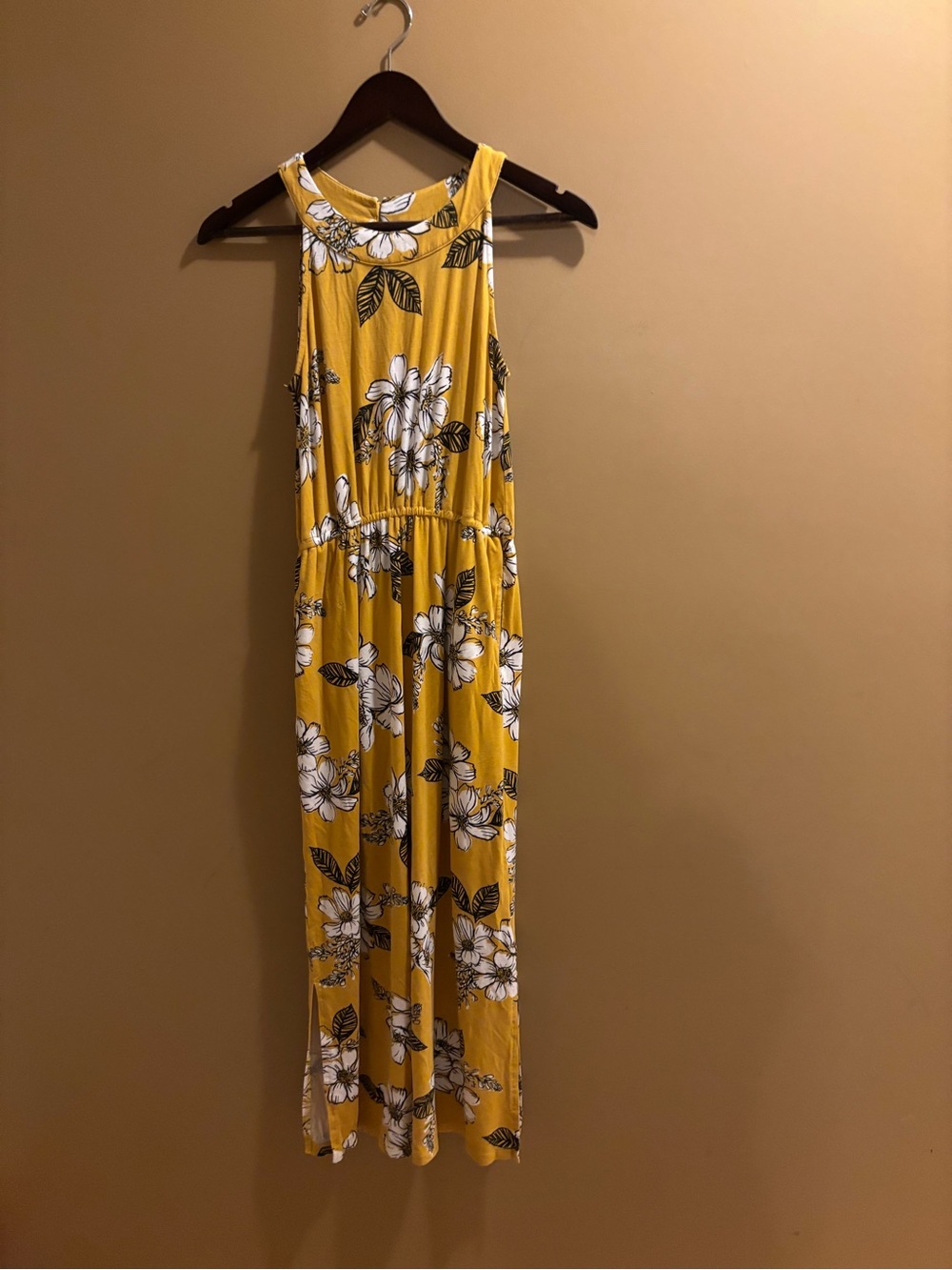 😍Yellow Floral Maxi Dress